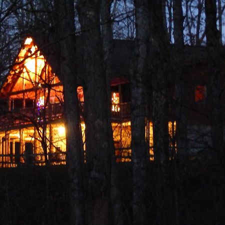 The Summit Lodge In Hocking Hills Logan Exterior photo