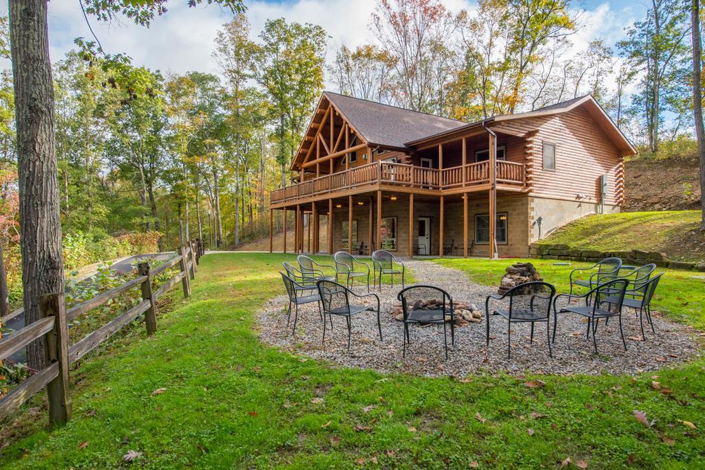 The Summit Lodge In Hocking Hills Logan Exterior photo