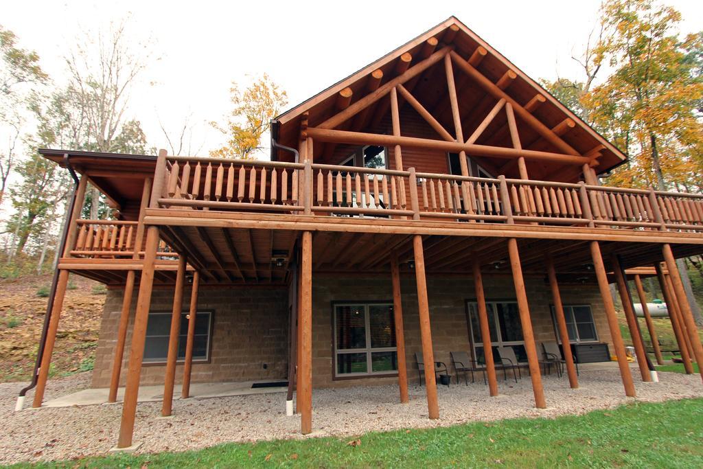 The Summit Lodge In Hocking Hills Logan Exterior photo