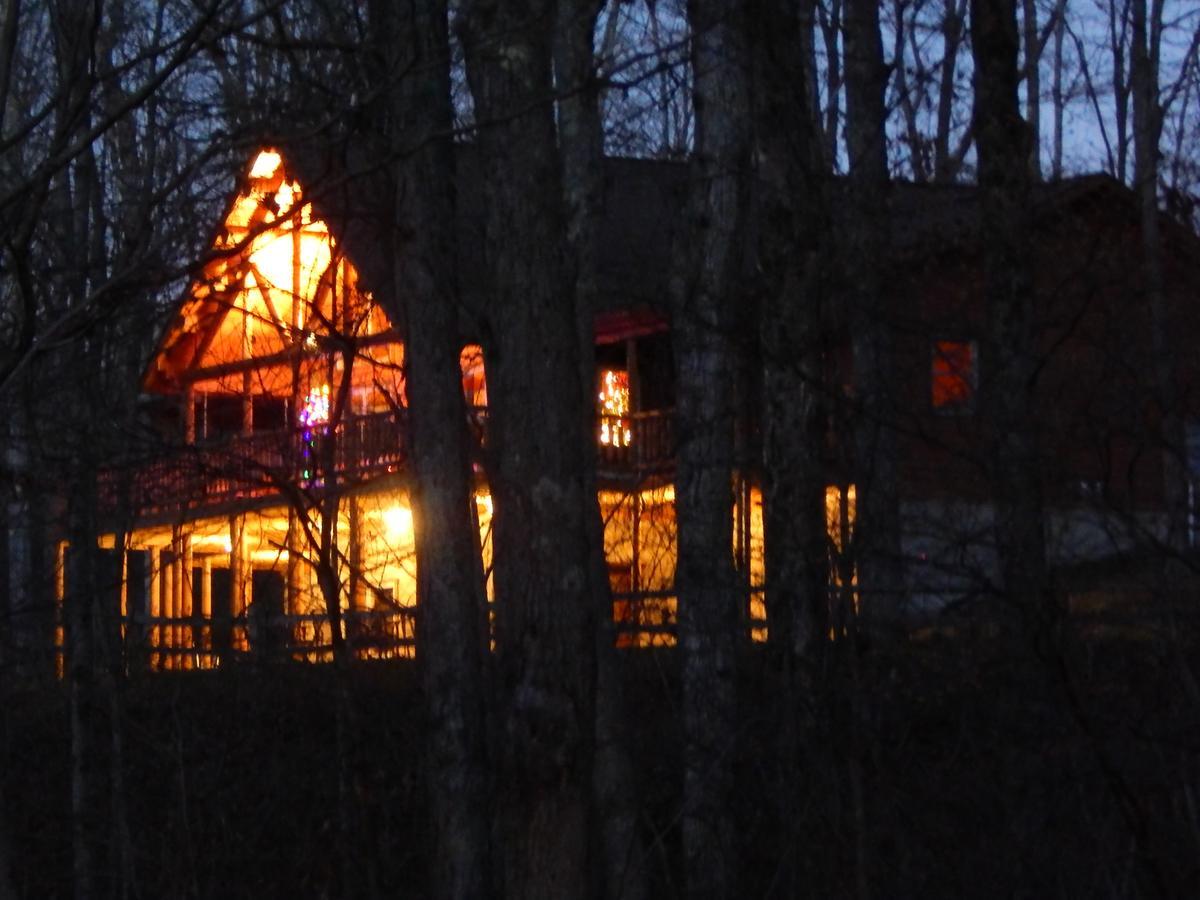 The Summit Lodge In Hocking Hills Logan Exterior photo